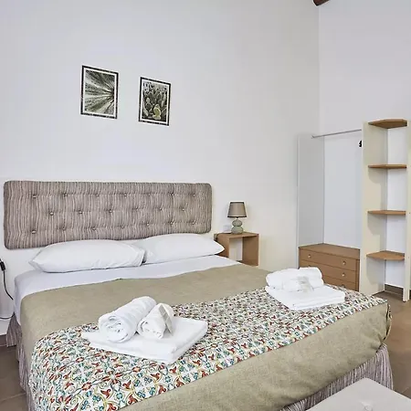 Apartment Casale Sammartano Ummari