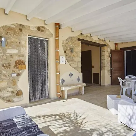 Apartment Casale Sammartano Ummari