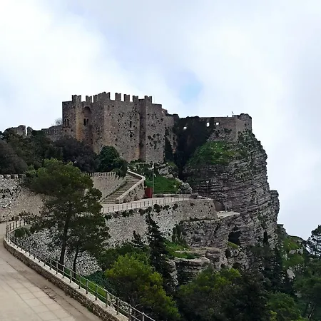 Casale Sammartano * Ummari